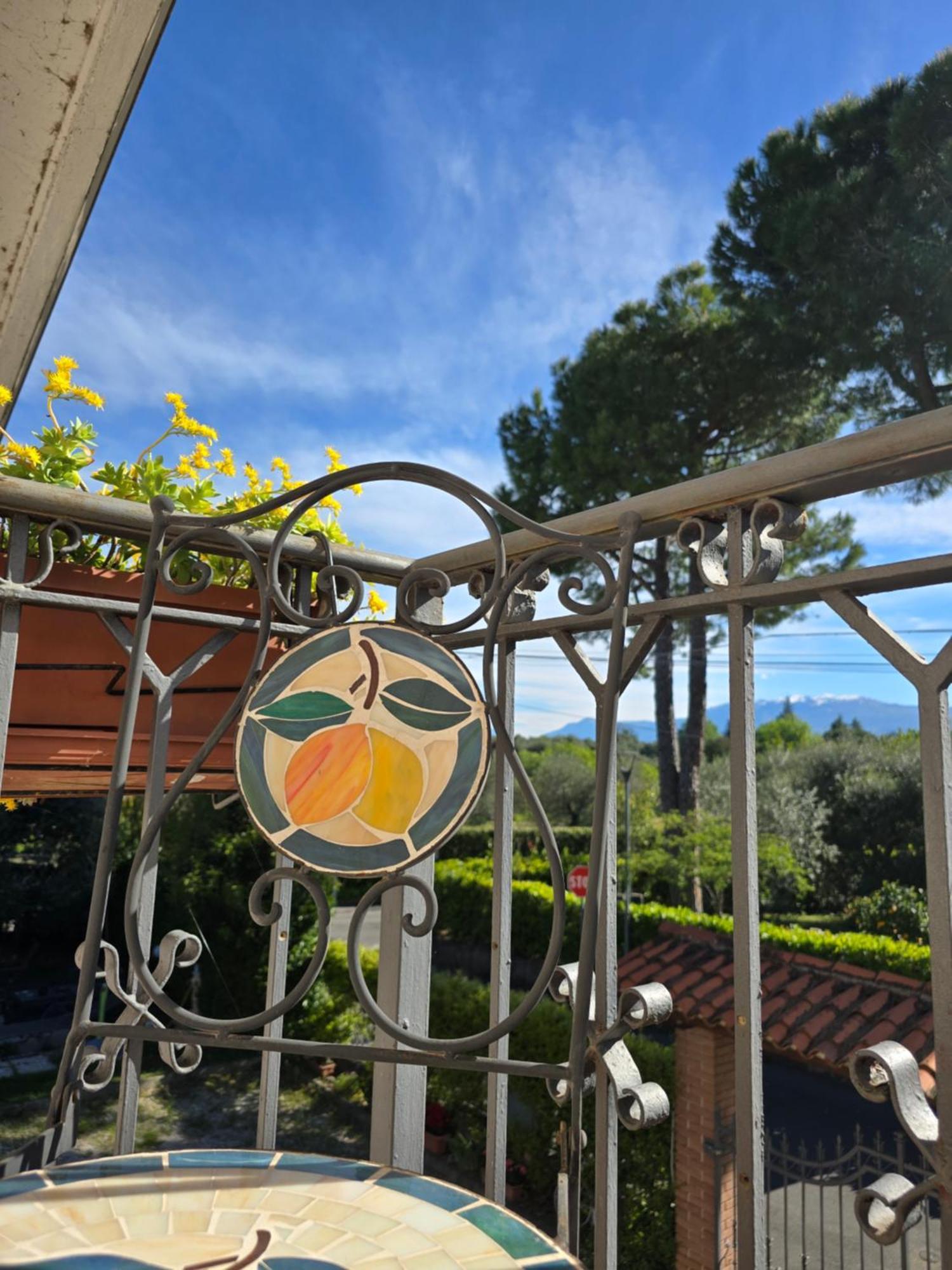 Villa Indipendente A Pochi Passi Dal Lago サン・フェリーチェ・デル・ベナーコ エクステリア 写真